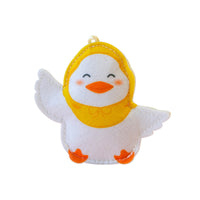 HKM-789715 Felt Catnip Chewing Toys in Avocado, Carrot, Watermelon, Duck, Bear, and Penguin Styles