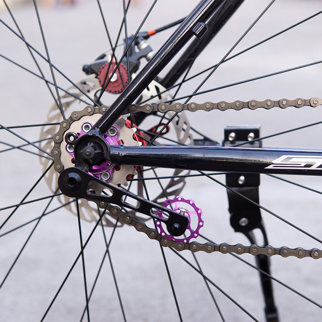 HKM-795795 Single-Speed Bicycle Flywheel and Sprocket Assembly