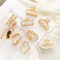 HKM-197139 Alloy Claw Clip in Peach Heart Pearl and Fan Shape for Women