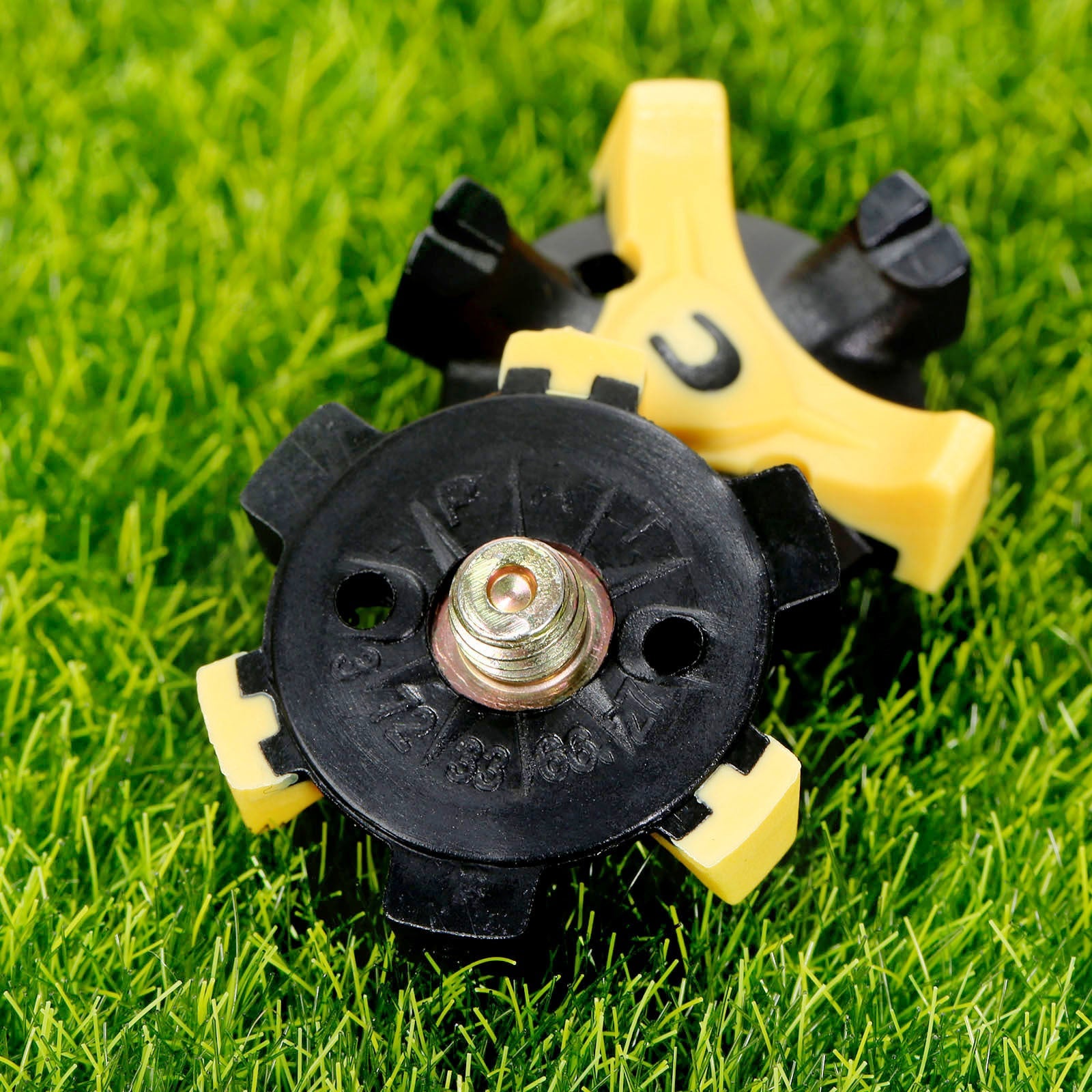 HKM-700627 14-Piece TPR Golf Studs for Enhanced Traction and Performance