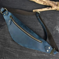 HKM-615507 Retro Genuine Leather Multifunctional Waist Bag for Men - Waterproof Chest Pack in Various Colours