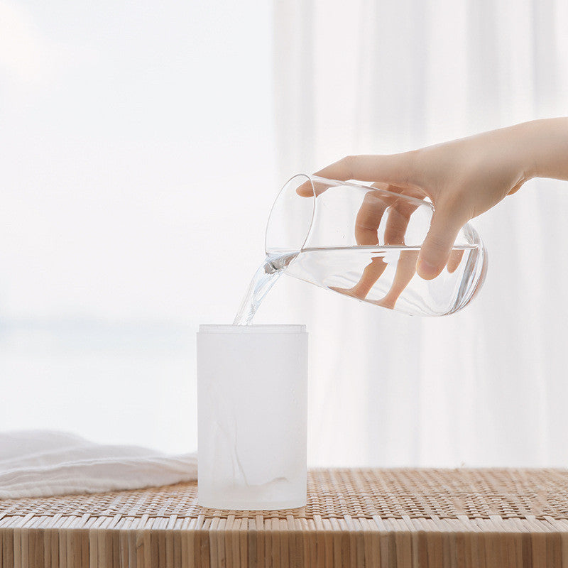 HKM-644243 Columnar Household Humidifier with USB Power, Mechanical Operation, and 350ml Water Tank Capacity