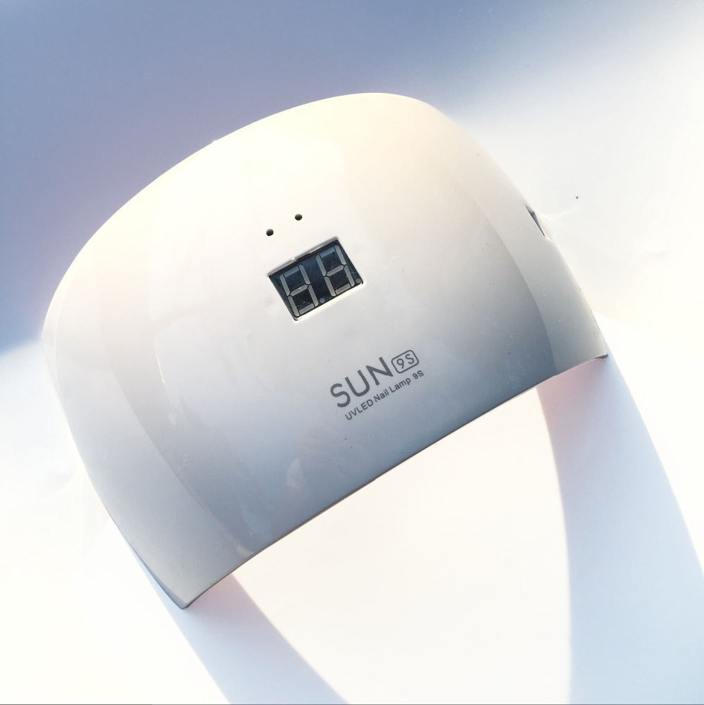 HKM-992531 Dual Light Source UV/LED Nail Lamp for Quick Drying Phototherapy – Suitable for All Skin Types