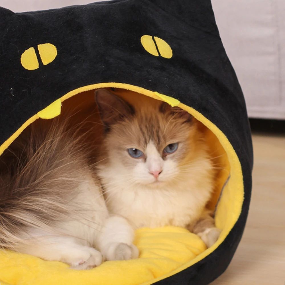 HKM-659603 Cozy Cat-Shaped Pet Bed with Soft Plush Material and Non-Slip Bottom for Small Dogs and Kittens