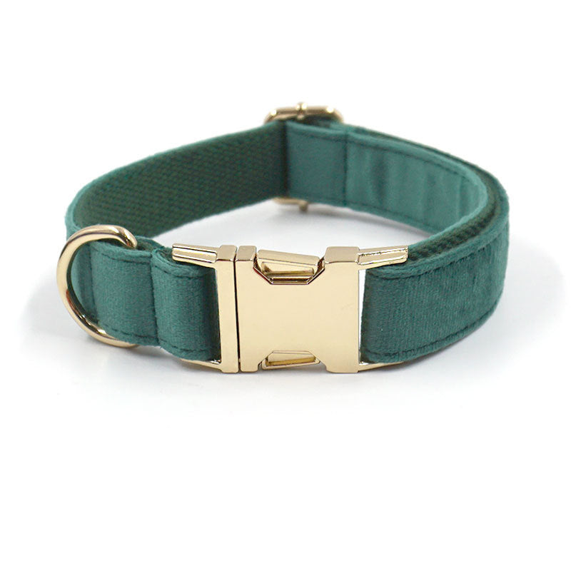 HKM-439315 Christmas Green Velvet Dog Collar with Gold Buckle and Leash Set