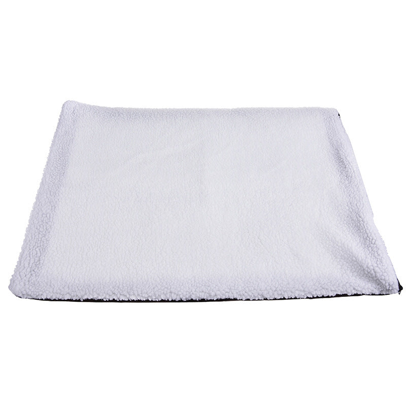 HKM-450323 Self-Heating Pet Mat for Cats and Dogs - Hand Sewn with Lamb Hair and Tin Foil, Available in Small and Large Sizes