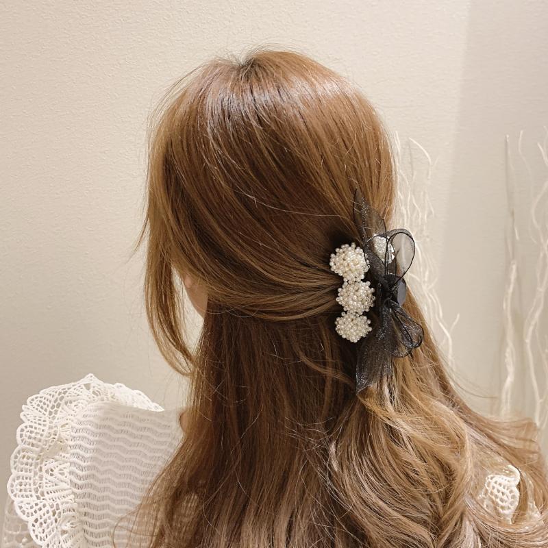 HKM-504403 Big Pearl Bow Hair Grabbing Clip - Stylish Japanese and Korean Plaid Design