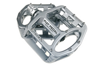 HKM-623891 Lightweight Magnesium Alloy Mountain Bike Flat Pedals for Enhanced Performance