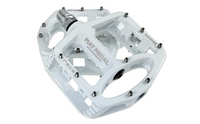 HKM-623891 Lightweight Magnesium Alloy Mountain Bike Flat Pedals for Enhanced Performance