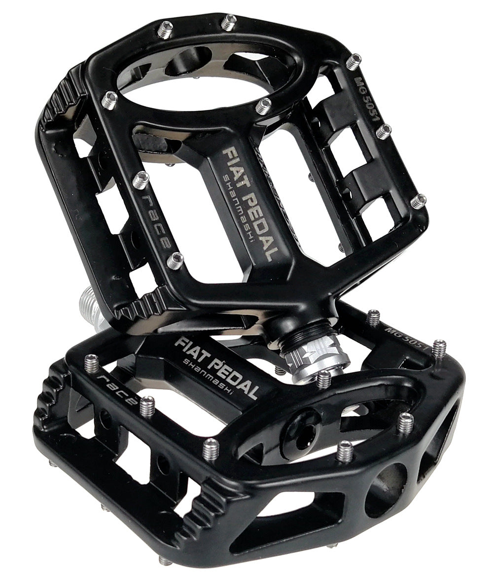 HKM-623891 Lightweight Magnesium Alloy Mountain Bike Flat Pedals for Enhanced Performance