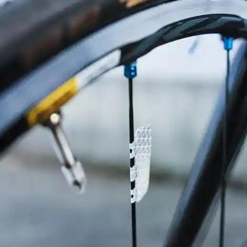 HKM-537107 Reflective Bicycle Spoke Clips for Enhanced Safety on Wheels