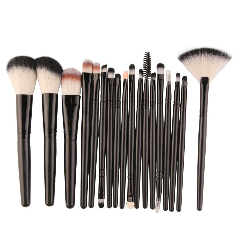 HKM-944531 18-Piece Makeup Brush Set with Blush, Lip, and Fan Brushes for Professional Use