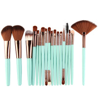HKM-944531 18-Piece Makeup Brush Set with Blush, Lip, and Fan Brushes for Professional Use