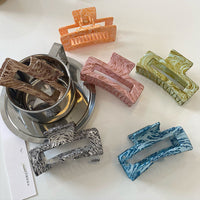 HKM-623123 Geometric Acrylic Hairpin with Retro Texture and Colorful Design for Stylish Ponytails