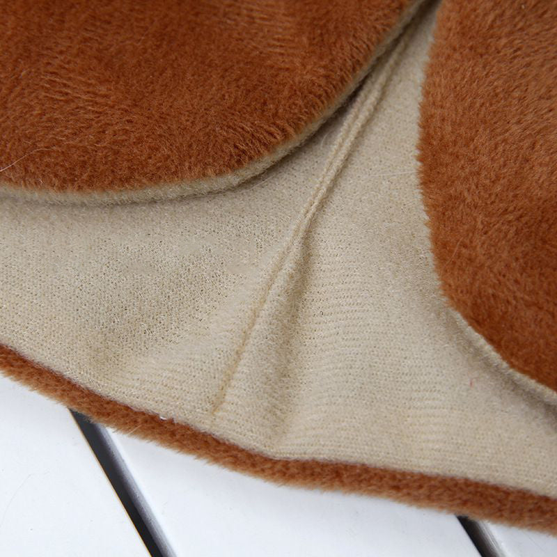 HKM-505363 Pet Cold-Proof Adjustable Cloak Shawl for Cats - Comfortable and Stylish Winter Coat