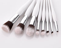 HKM-509651 8-Piece Makeup Cover Brush Set with Wooden Handle and Nylon Bristles