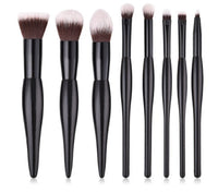 HKM-509651 8-Piece Makeup Cover Brush Set with Wooden Handle and Nylon Bristles