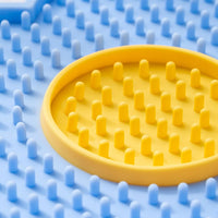 HKM-072595 Silicone Flower-Shaped Licking Mat with Suction Cups for Dogs and Cats, Slow Feeder for Treats