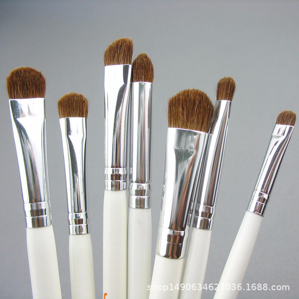 HKM-492691 Set of 7 Wooden Handle Eye Shadow Brushes with Horse Hair Bristles