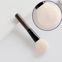HKM-478035 Portable BB Makeup Brush for Flawless Application