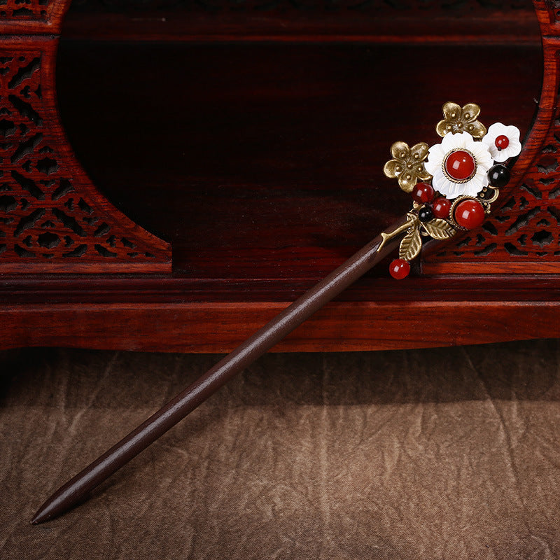 HKM-066067 Handmade Wooden Hairpin in Ethnic Style with Flower Design