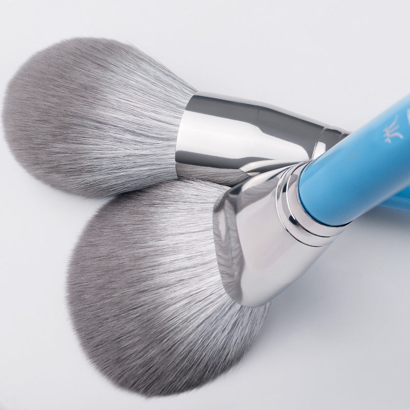 HKM-331155 13-Piece Long Handle Makeup Brush Set with Man-Made Fiber Bristles in Blue