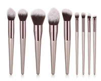 HKM-427155 Champagne Gold Foundation Brush with Wooden Handle for Flawless Makeup Application