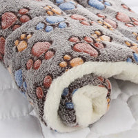 HKM-183251 Reversible Soft Coral Velvet Pet Bed Mat for Dogs and Cats - Washable Crate Pad with Non-Slip Backing