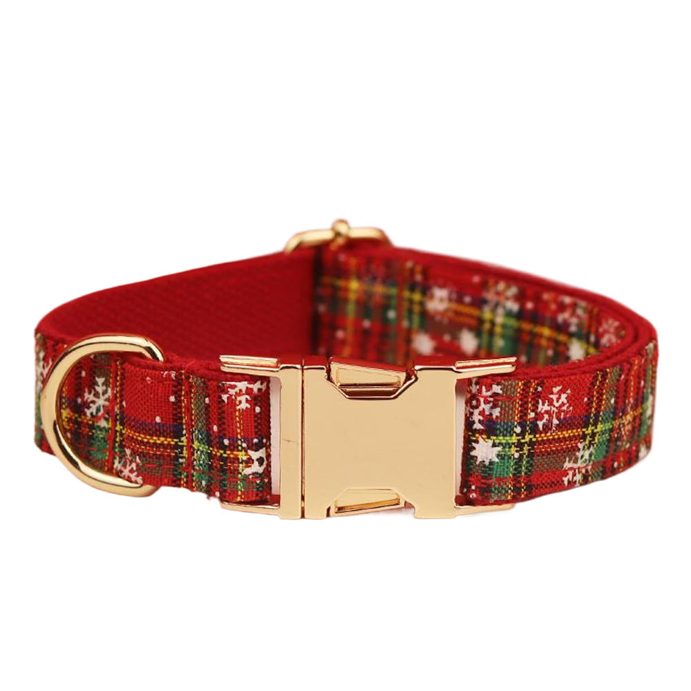HKM-357971 Red Snowflake Christmas Dog Collar and Leash Set with Bowknot and Floral Accents - Festive Pet Gear for Holidays