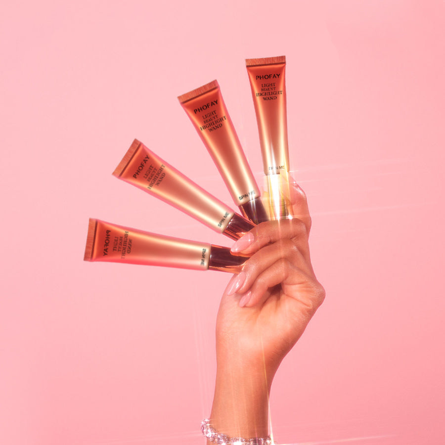 HKM-090259 Radiant Highlighter Wand for Effortless Glow - Silky Finish, 15 ML