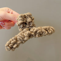 HKM-345171 Cozy Wool Hair Clip for Effortless Back Head Curls - 13cm Diameter