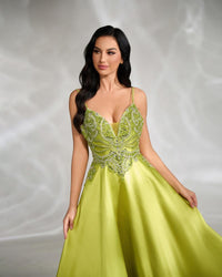HKM-922451 Luxurious Emerald Green Evening Dress for Women - Elegant Design, Perfect for Formal Occasions