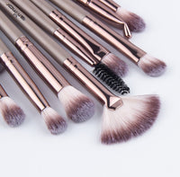HKM-265619 12-Piece Portable Makeup Brush Set for Beginners – Eye Shadow, Nose Shadow, Highlighter, and Eyebrow Brushes in Khaki and Black