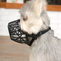 HKM-192979 Adjustable Plastic Dog Muzzle Basket for Preventing Biting and Barking - Size 1-7, Eco-Friendly PE Material