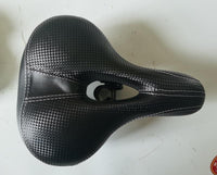 HKM-427283 Comfortable Soft Mountain Bike Saddle for Enhanced Ride Support