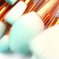 HKM-232851 20-Piece Makeup Brush Set with Corrugated Silk Nylon Material and Portable Handle