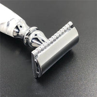 HKM-185619 Men's Manual Shaver with Black Resin Handle and Universal Double-Sided Blade