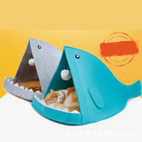 HKM-937555 Felt Shark-Shaped Cat Litter Nest in Blue and Gray for Pets Up to 8 Pounds