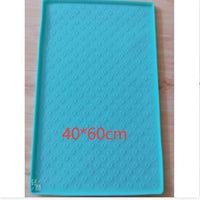 HKM-173523 Eco-Friendly Silicone Pet Mat with Anti-Slip and Leak-Proof Design, Ideal for Drinks and Chilled Foods