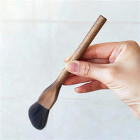 HKM-345811 Handcrafted Walnut Makeup Brush with Soft Man-Made Fiber Hair for Blush and Contouring