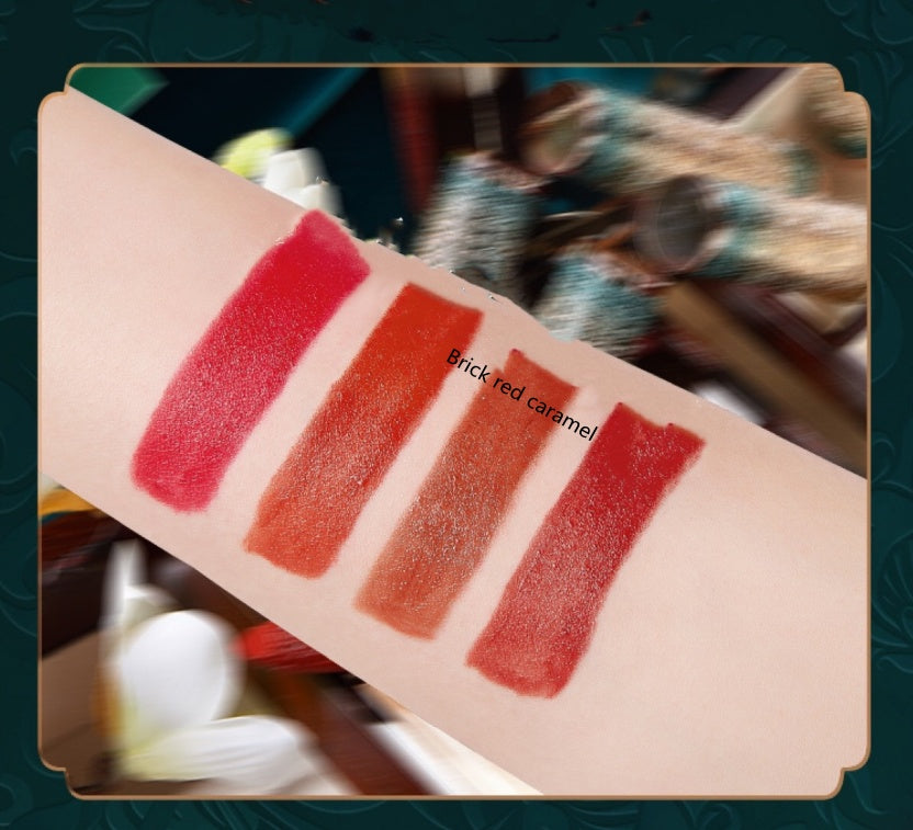 HKM-236307 Velvet Matte Carved Lipstick in Retro Red, Rotten Tomato, Brick Red Caramel, Red Pear - Long-lasting Formula
