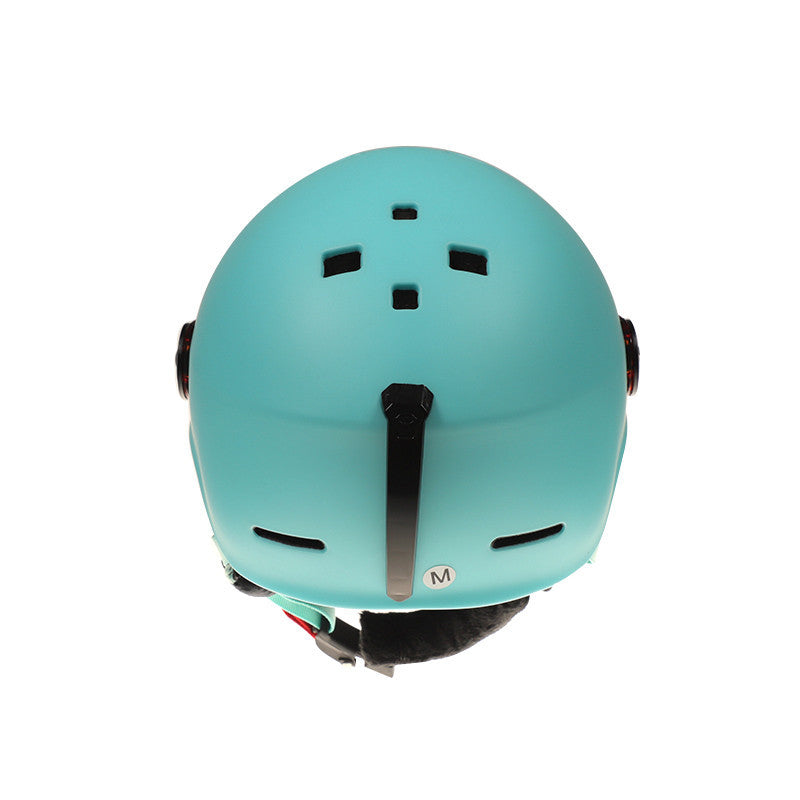 KTX-084947 Ski Safety Helmet with Impact Resistance and Ventilation Design