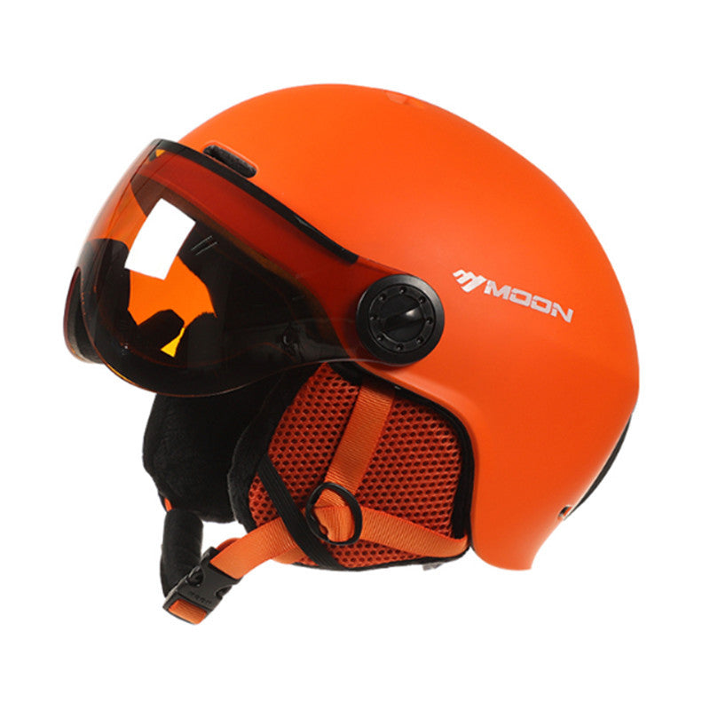 KTX-084947 Ski Safety Helmet with Impact Resistance and Ventilation Design