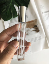 HKM-665427 Portable Transparent Glass Spray Bottle for Perfume - Travel Friendly and Refillable