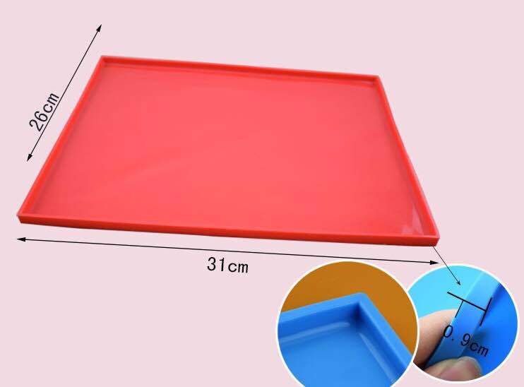 HKM-754771 Soft Silicone Pet Placemat with Raised Edges - Waterproof and Non-Slip Design for Easy Clean-Up