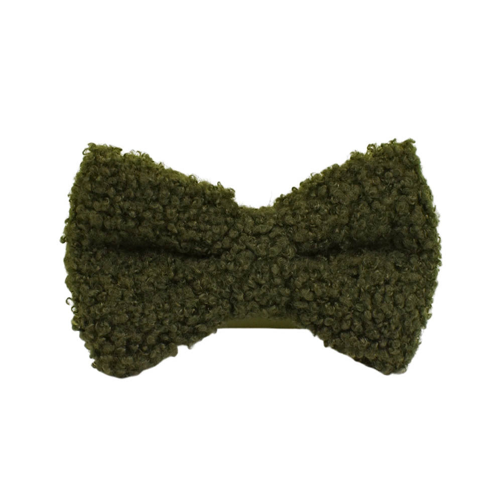 HKM-898899 Army Green Velvet Four-Piece Pet Collar and Vest Set with Leash and Bow