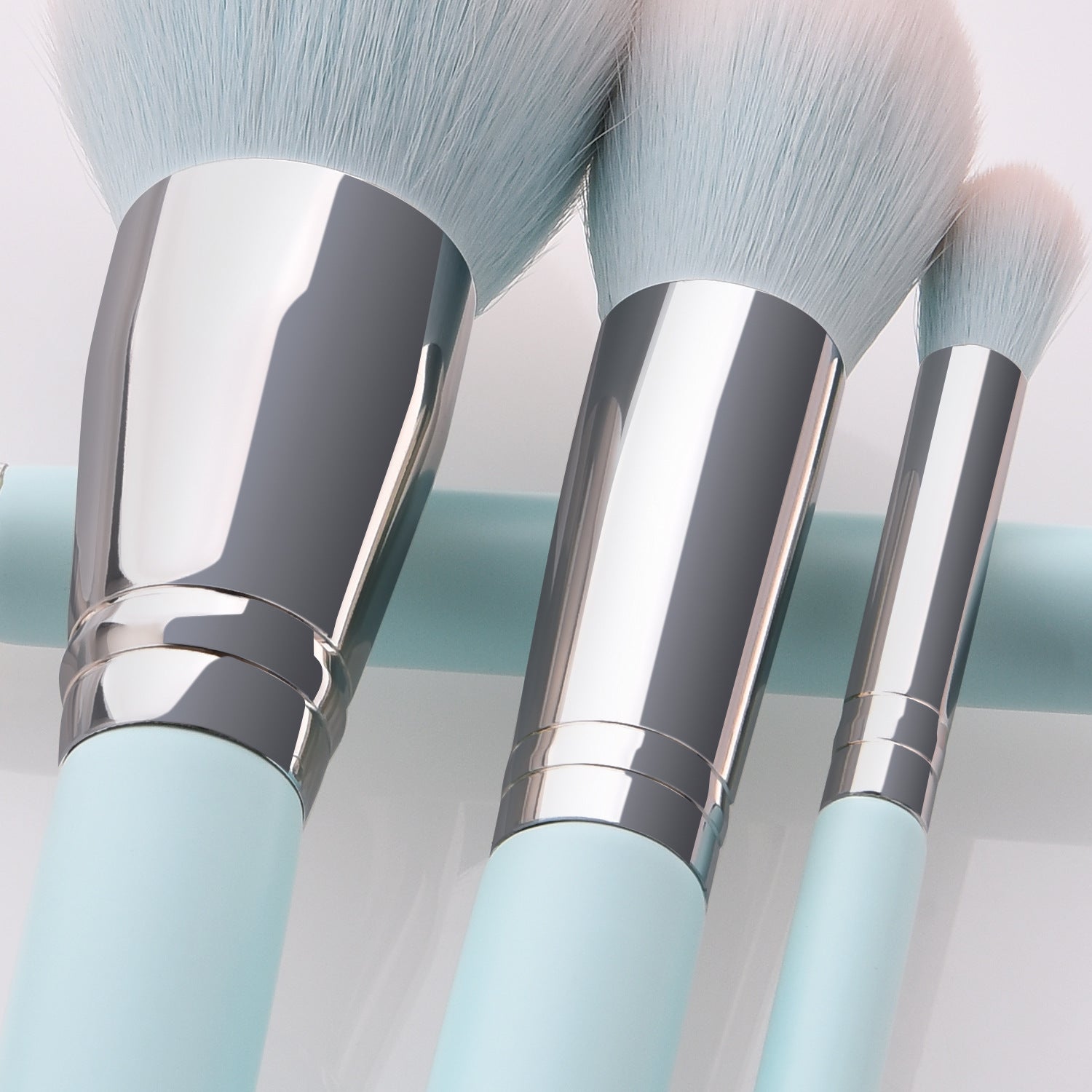HKM-967251 Light Blue Nylon Bristle Makeup Brush Set with Wooden Handles - 12 Pieces