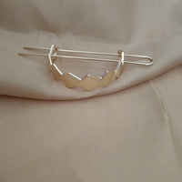 HKM-176723 Wooden Hairpin with Alloy Pendant and Colorful Feathers - Stylish Hair Accessory