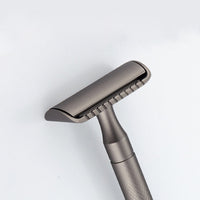 HKM-726355 Classic Metal Safety Razor with Double-Edged Stainless Steel Blade for Men - 11.6cm Length, Copper Handle