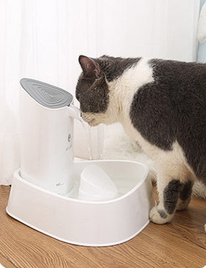 HKM-866579 Automatic Pet Water Dispenser with Quadruple Filtration and Adjustable Flow for Dogs and Cats – 1.8L Capacity